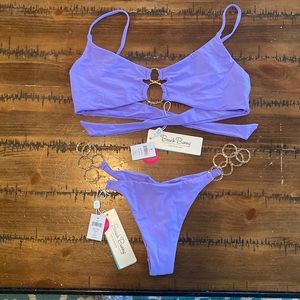 Beach Bunny Lavender Bikini NWT. Never worn Top XL Bottoms Large